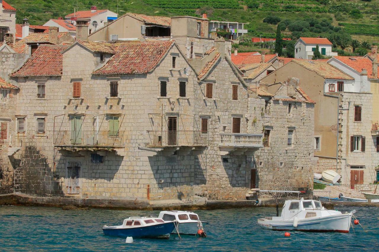 Hotel Val Comeza Komiža Exterior foto