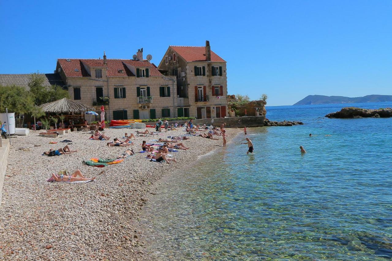 Hotel Val Comeza Komiža Exterior foto