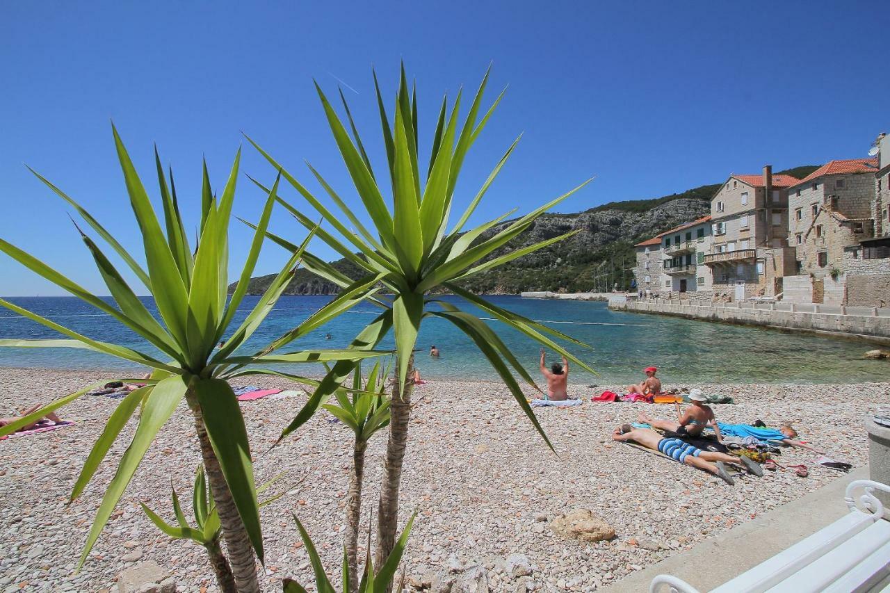 Hotel Val Comeza Komiža Exterior foto